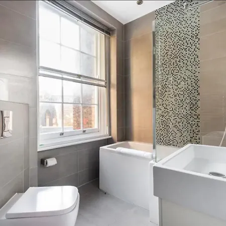 Lovely One Bedroom In The Heart Of London Exterior photo