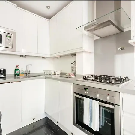 Lovely One Bedroom In The Heart Of London Exterior photo