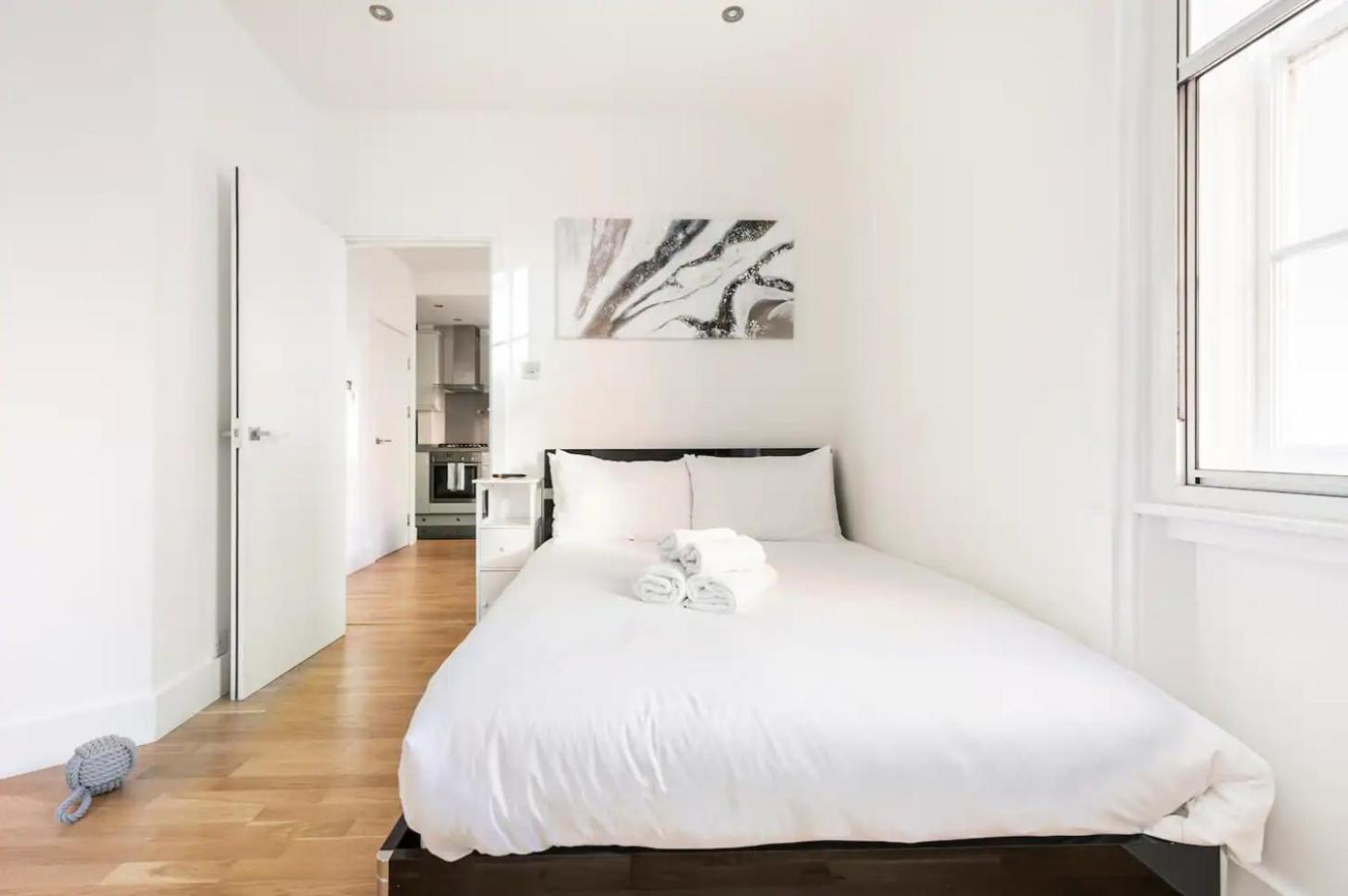 Lovely One Bedroom In The Heart Of *
